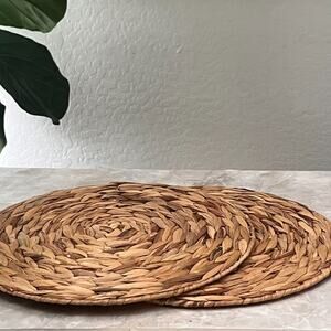 New Threshold Natural Wicker Charger Placemats 15" Pair Of 2